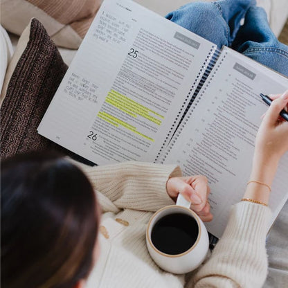 🙏🏼 A 52-Week Journey Through God's Word(✨soft cover)